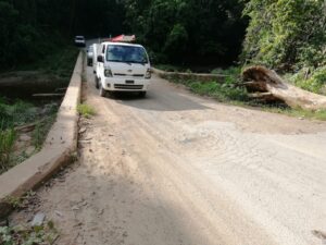 Solicitan a Obras Públicas resolver situación carretera Sabana de la Mar, en Hato Mayor