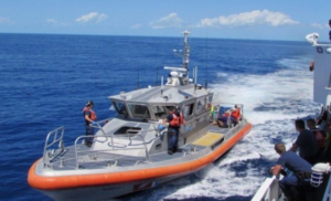 EE.UU. repatría a 20 migrantes haitianos interceptados en la costa de Florida