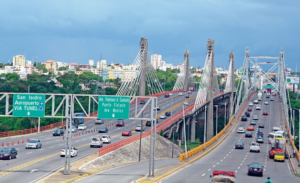 Obras Públicas interviene otros dos carriles del puente Juan Bosch