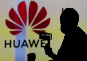 EE.UU. restringe más las compras de equipos Huawei y ZTE