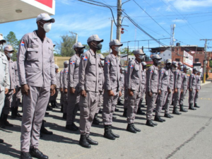 PN incorpora 50 nuevos miembros para aumentar servicios de seguridad en San Cristóbal 