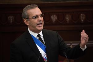 Luis Abinader desea "éxitos" al presidente electo de Perú