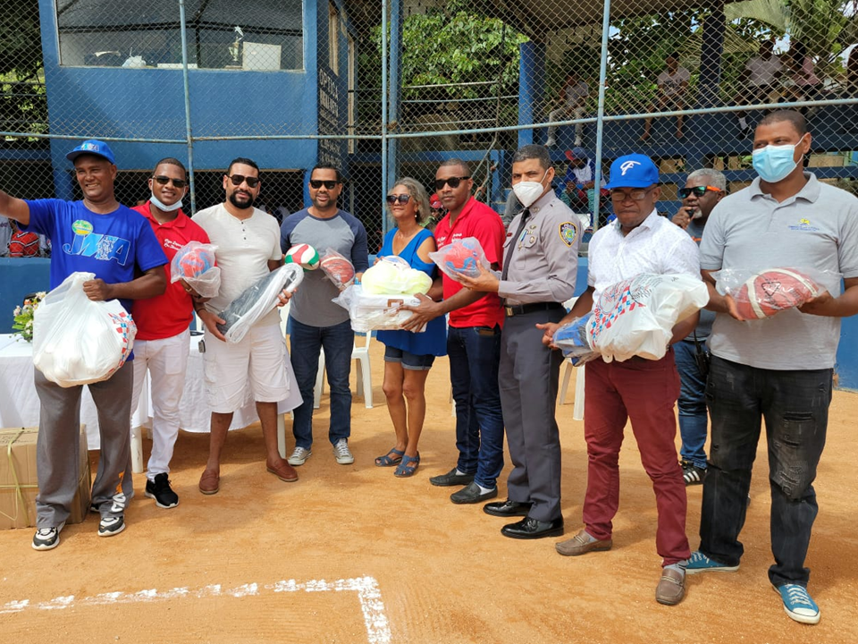 Juegos Municipales Las Terrenas 2021 son dedicados al Alcalde Eduardo Esteban
