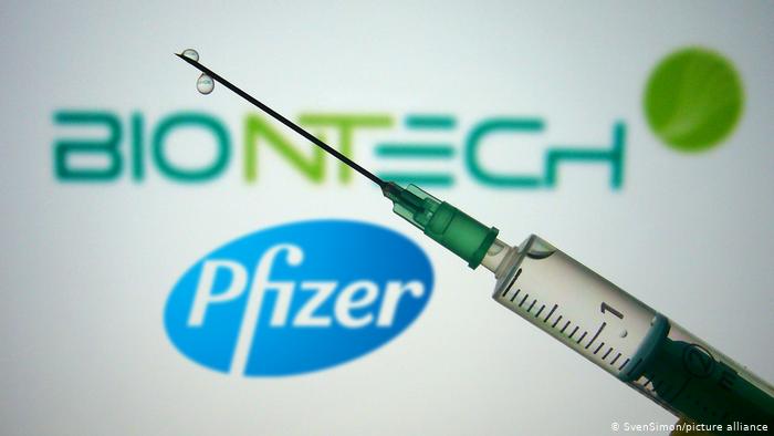 Pfizer y BioNTech acuerdan fabricar dosis de su vacuna en Sudáfrica