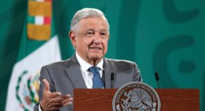 López Obrador reitera regreso a clases presenciales en agosto