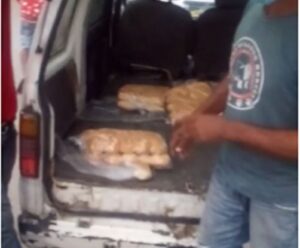 Panaderos de Pantoja impiden entrada y amenazan otros vendedores de pan