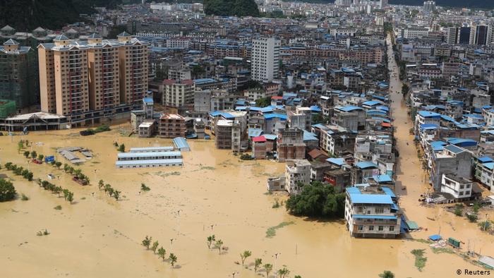 Ascienden a 99 los muertos por inundaciones en China