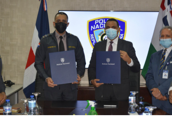 Policía Nacional firma acuerdo para regularizar estatus de sus inmuebles