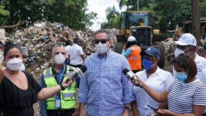 Neney afirma el Gobierno y alcaldía declaran “guerra sin cuartel a la basura” en SDE