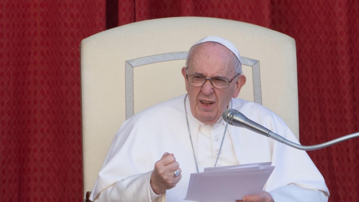 El papa Francisco condena ataque al primer ministro iraquí