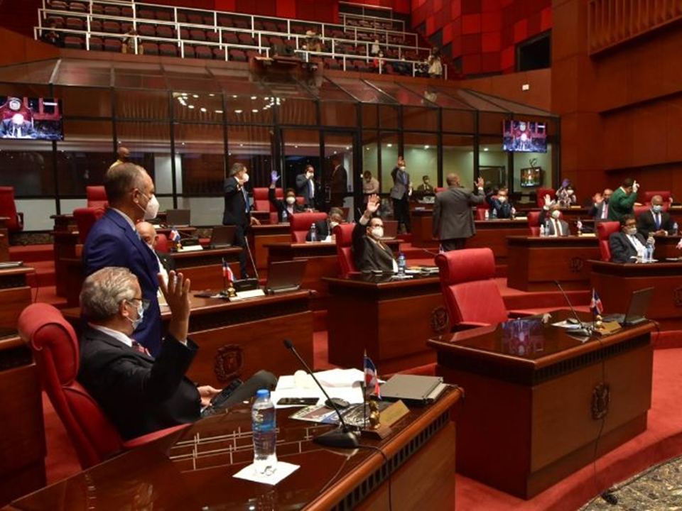 Con rechazo de la oposición, Senado aprueba extensión del estado de emergencia