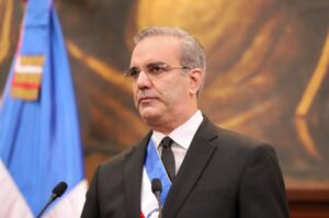 Presidente Abinader suspende actividades en Puerto Plata