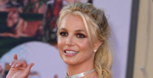 Britney Spears solicita 