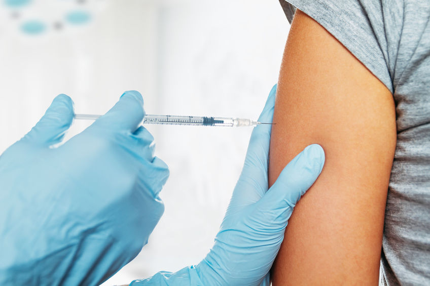 SP inicia vacunación contra papiloma humano para niñas y adolescentes