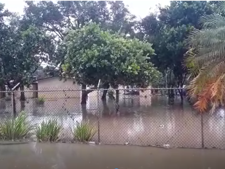 Comunidades de Sabana de la Mar se mantienen incomunicadas por fuertes lluvias