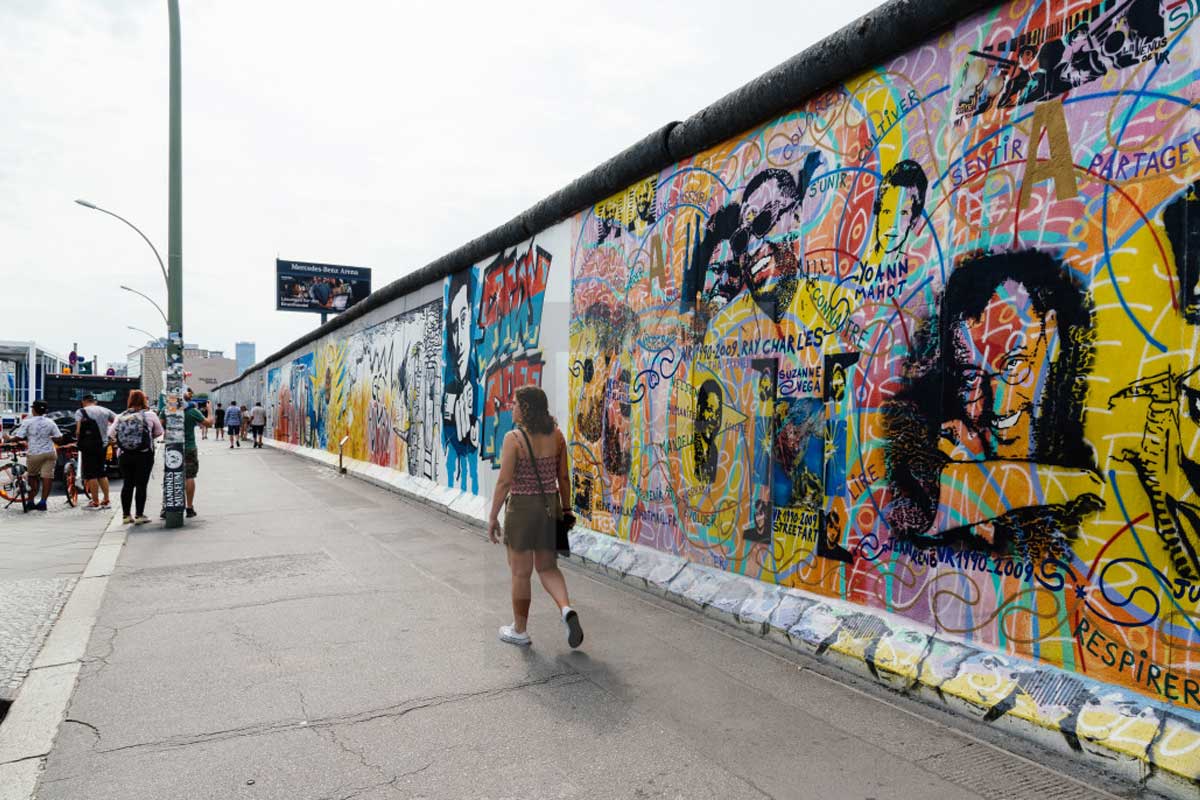 Alemania conmemora 60 años de la construcción del Muro de Berlín