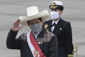 Dos viceministros del Interior renuncian en Perú por cambios en la Policía