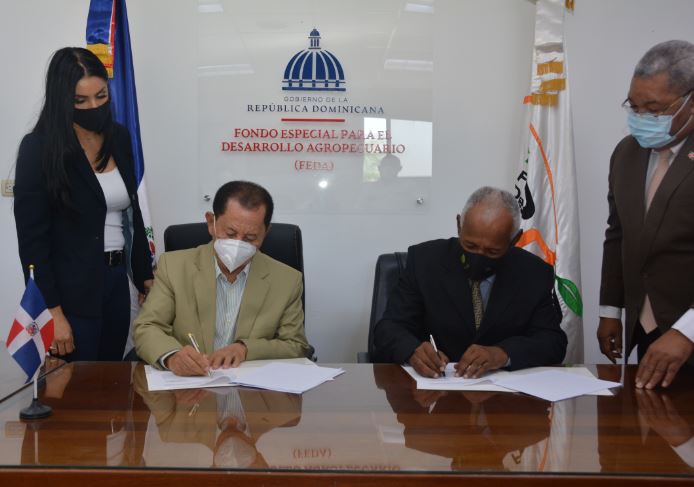 FEDA e IDIAF firman acuerdo colaboración interinstitucional para impulsar producción de peces en RD