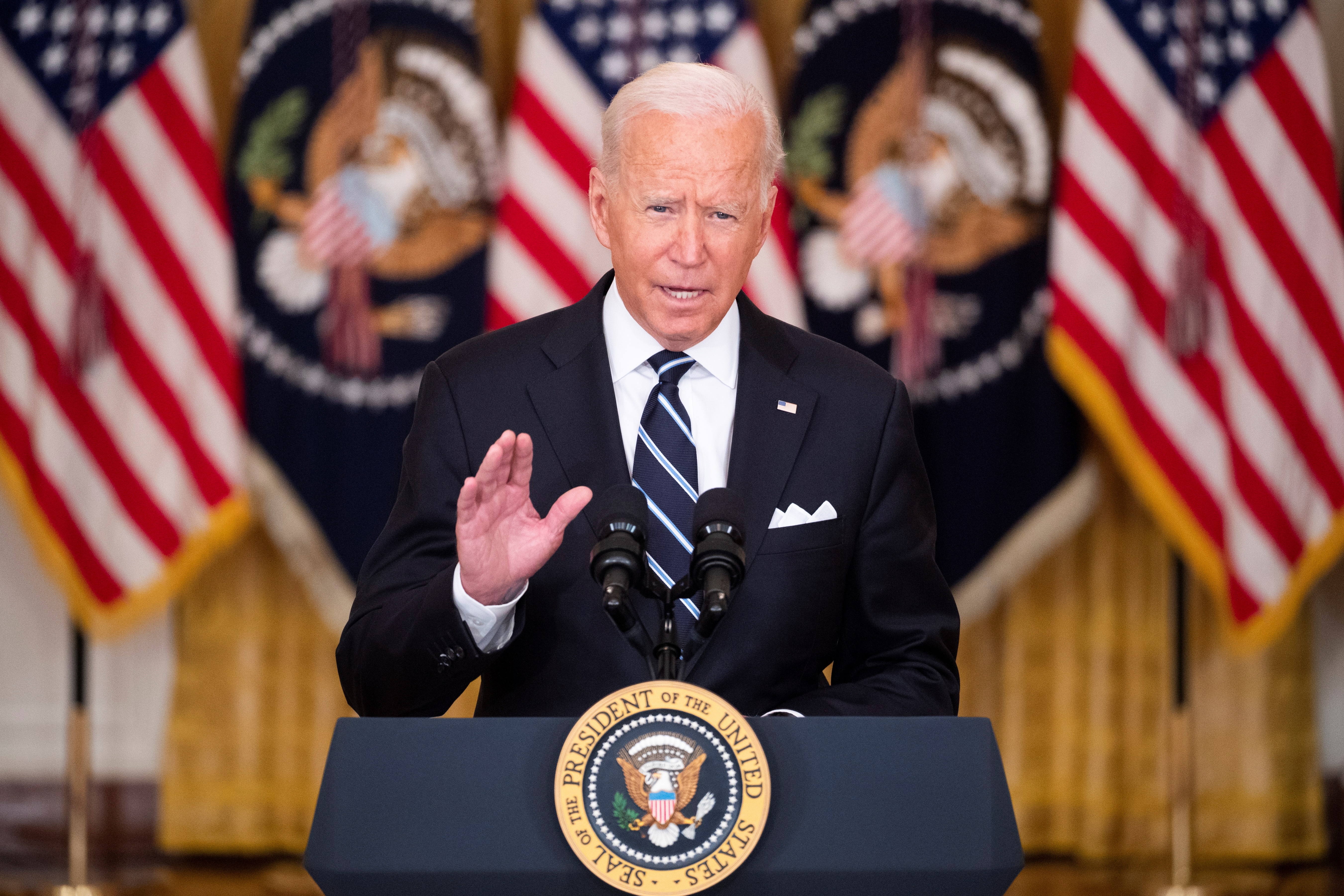 Biden cree que los talibán afrontan "crisis existencial" sobre su legitimidad