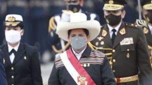 Presidente de Perú dice estar 