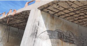 Puente entre Los Patos y Los Blancos en Barahona presenta gran deterioro 