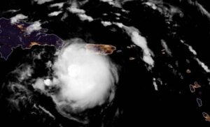 Centro Nacional de Huracanes descontinúa aviso de tormenta para Puerto Rico