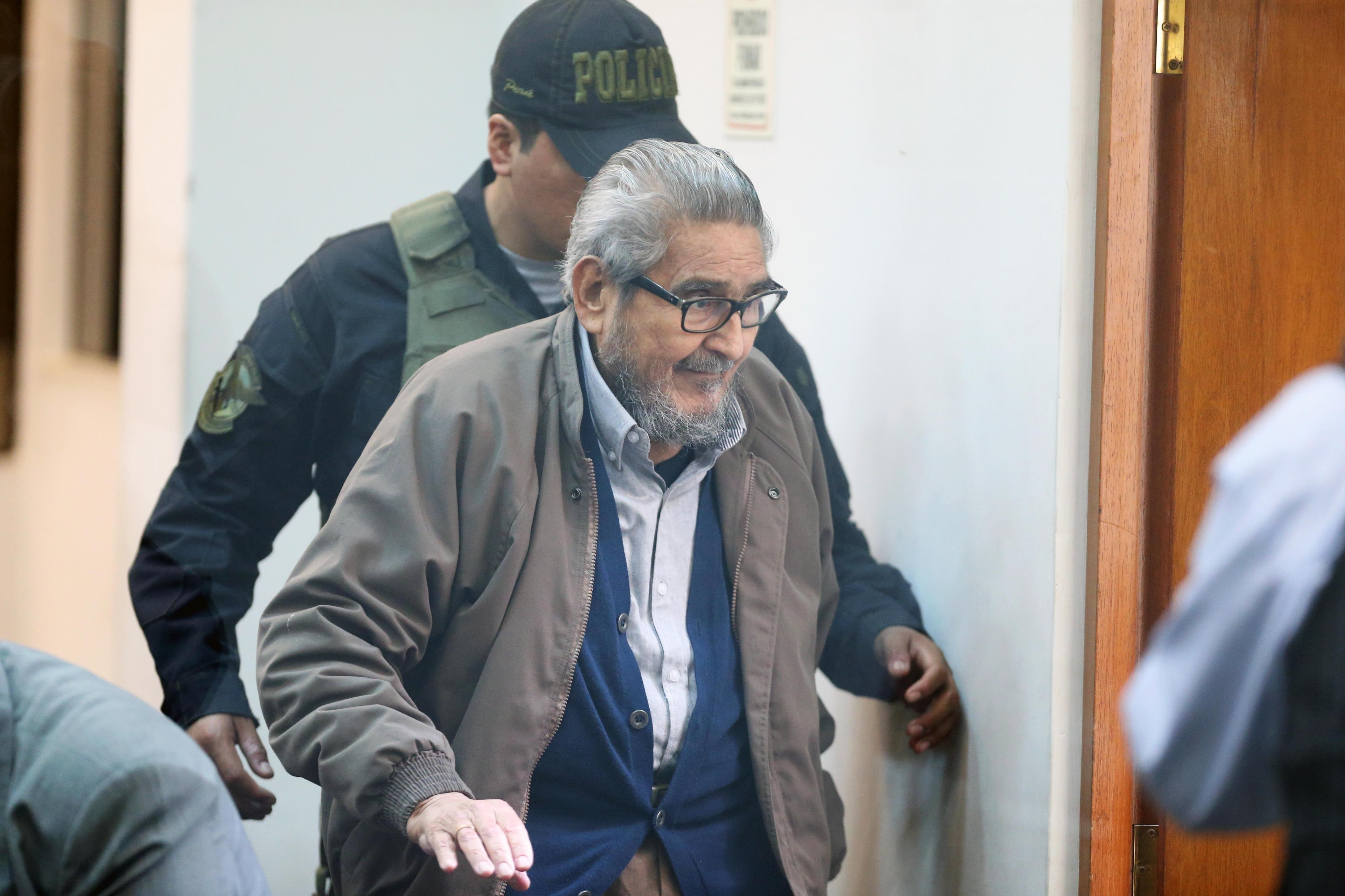 Fallece en prisión Abimael Guzmán, fundador de Sendero Luminoso