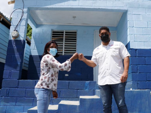 Propeep entrega vivienda a madre soltera en San José de Ocoa