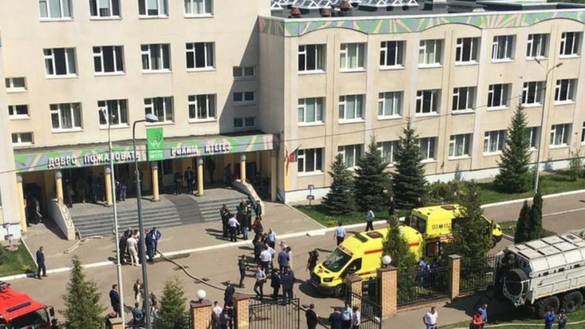 Tiroteo deja al menos ocho muertos en universidad de Rusia