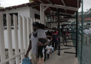 Guardia Nacional de México detiene a 150 migrantes haitianos en frontera