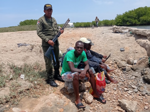 Apresan haitianos por realizar pesca de manera ilegal en Monte Cristi
