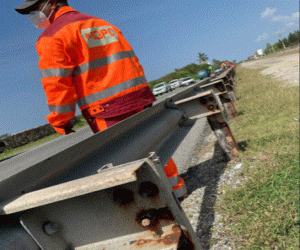 Obras Públicas inicia sustitución de barandas de seguridad en carreteras