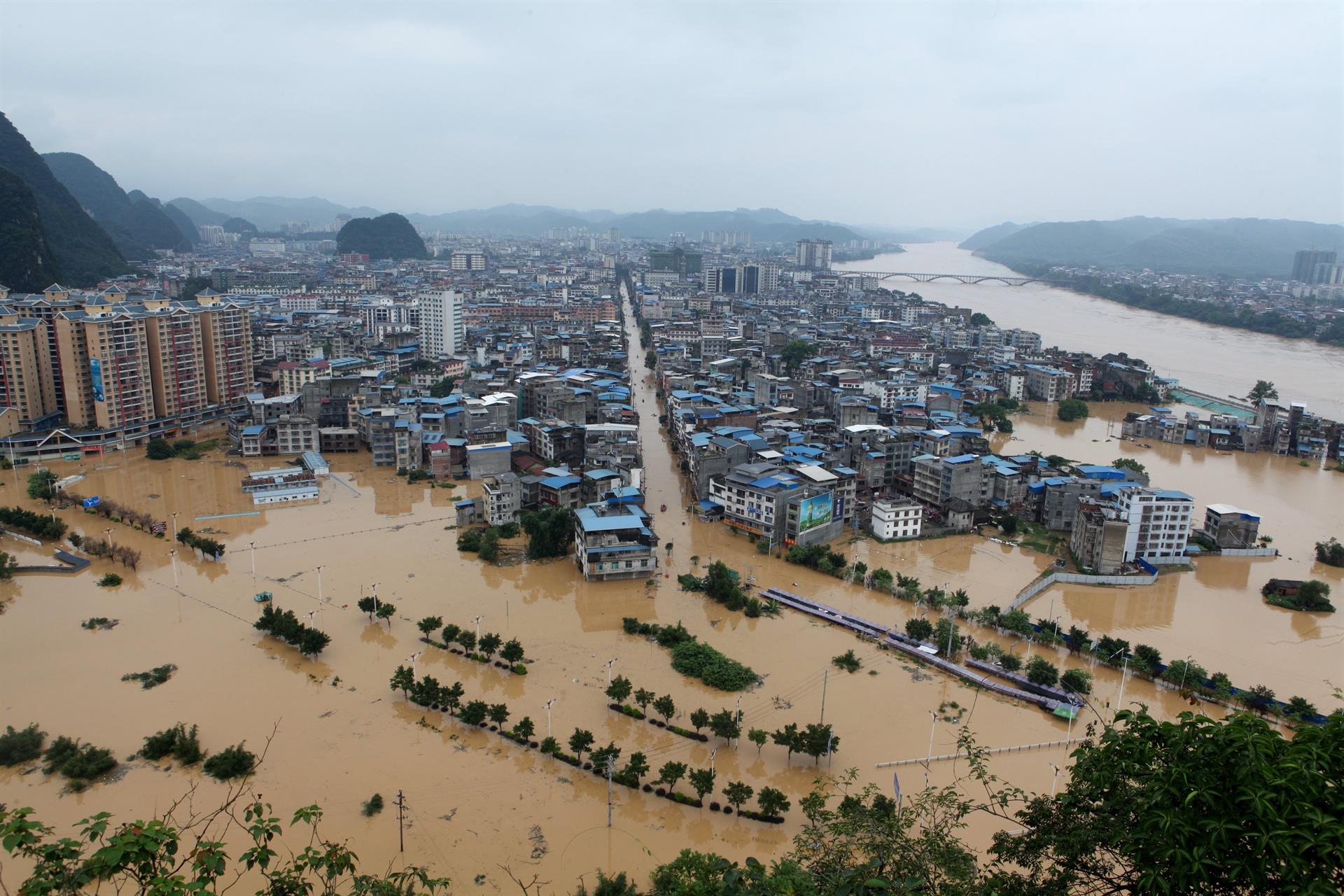 Un millón de afectados y 15 muertos por inundaciones en China