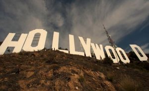 Trabajadores de Hollywood amenazan con iniciar huelga el próximo lunes