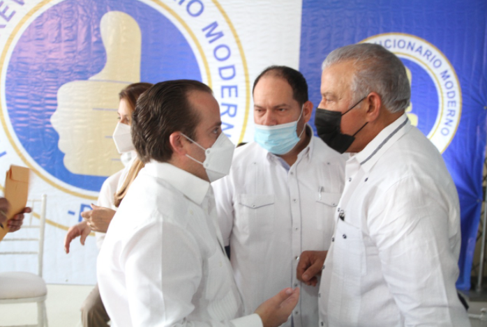 Andrés Bautista recibe espaldarazo de dirección del PRM en Espaillat