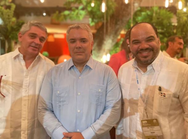 Defensor del Pueblo comparte con el presidente de Colombia, Iván Duque