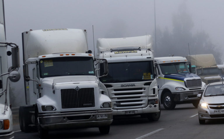 Camioneros rechazan “Ponte en Ruta DN”; INTRANT dice habrá sanciones