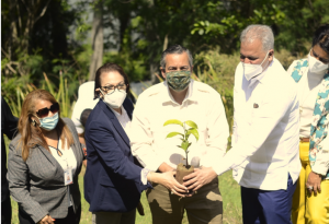 Plan Sierra inicia proyecto de reforestación en área de presa Tavera-Bao