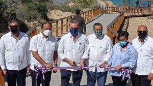 Abinader inaugura sendero eco-amigable y otras facilidades en El Morro