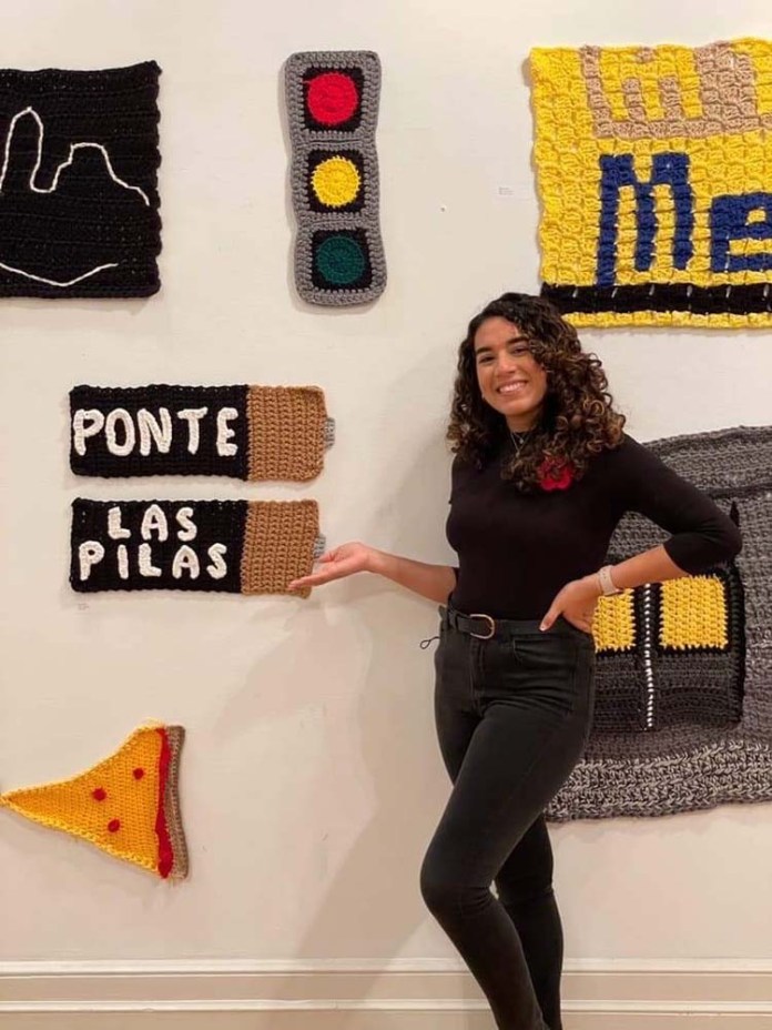 Latinas utilizan el arte de tejer para hacer la revolución en NY