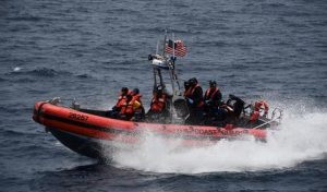 Guardia Costera USA rescata 27 migrantes varados próximo a Puerto Rico
