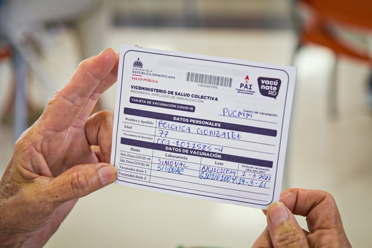 Salud Pública somete cuatro centros por falsificación tarjeta vacunación