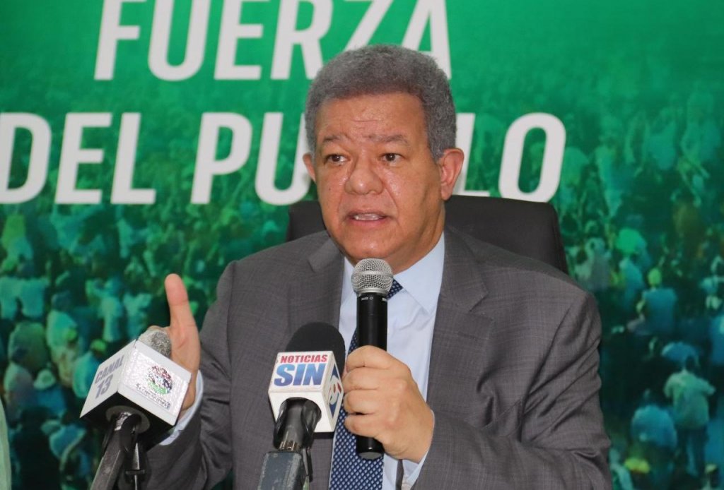 Leonel Fernández reitera preocupación por costo de productos básicos