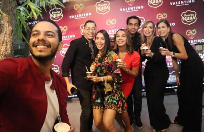 Valentino y Ponche Kuba traen nuevo saber de helado en Navidad