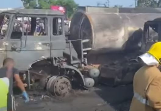Ascienden a 98 víctimas tras explosión camión cisterna en Sierra Leona