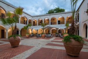 Hotel Hodelpa Nicolás de Ovando realiza cena de “Fin Año Colonial”