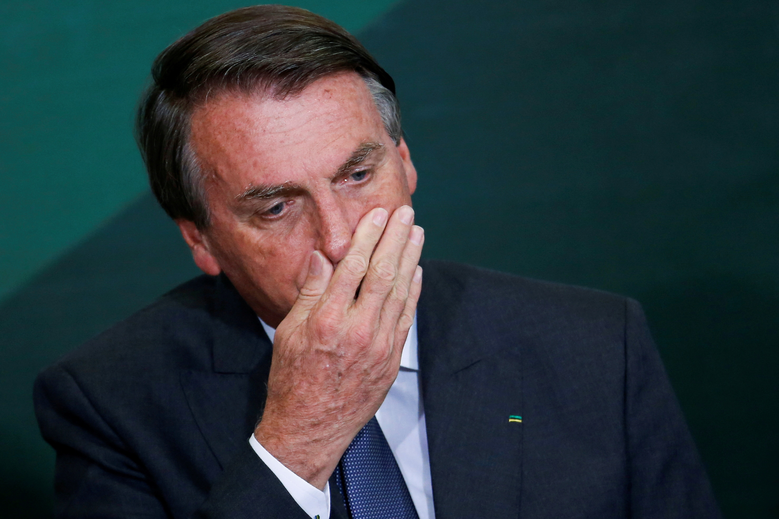 Bolsonaro es investigado por vincular la vacuna anti-Covid con el sida