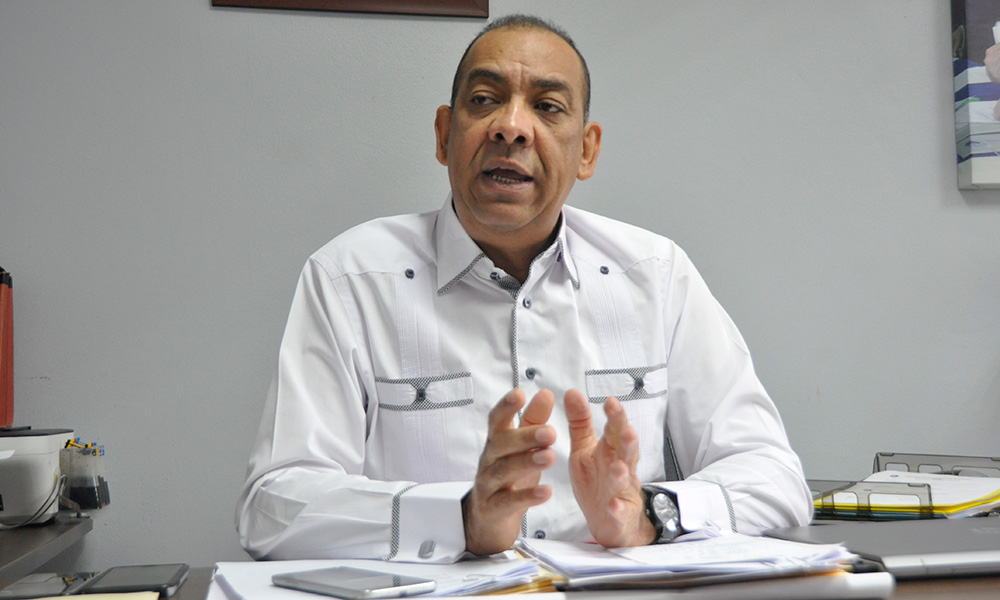 Ministro de MOPC defiende al Gobierno por eliminación "peaje sombra"
