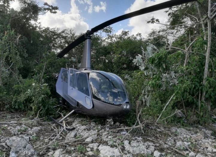 Helicóptero de empresa Helidosa aterriza de emergencia en zona Este