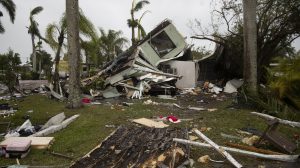 Tornado destruye decenas de viviendas y deja varios heridos en Florida